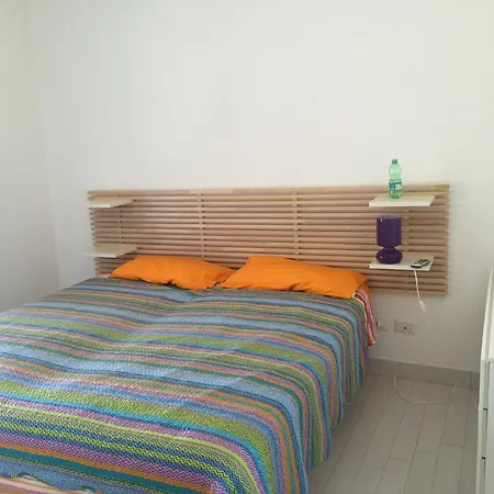 Appartamento Vista Mare Infinity Pool Marinella (Sardinia)